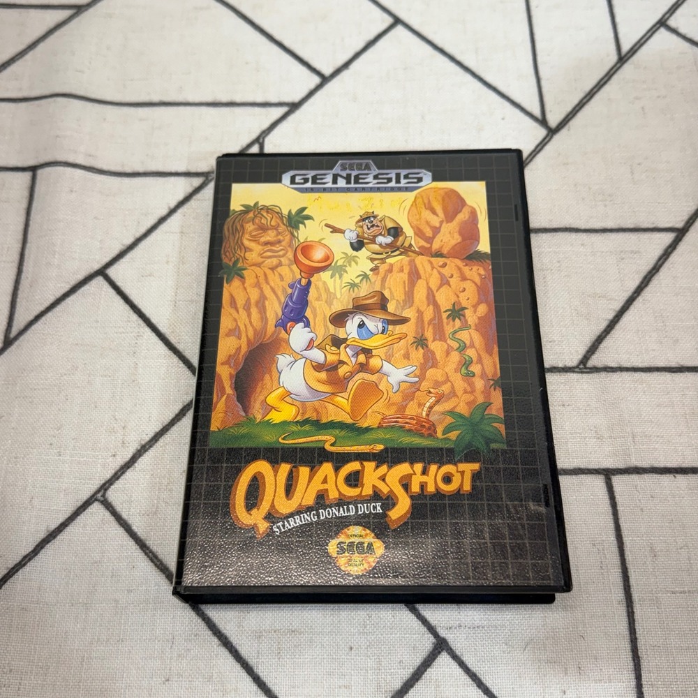 QuackShot Starring Donald Duck Sega Genesis CIB Complete in Box w/ Manual Tested